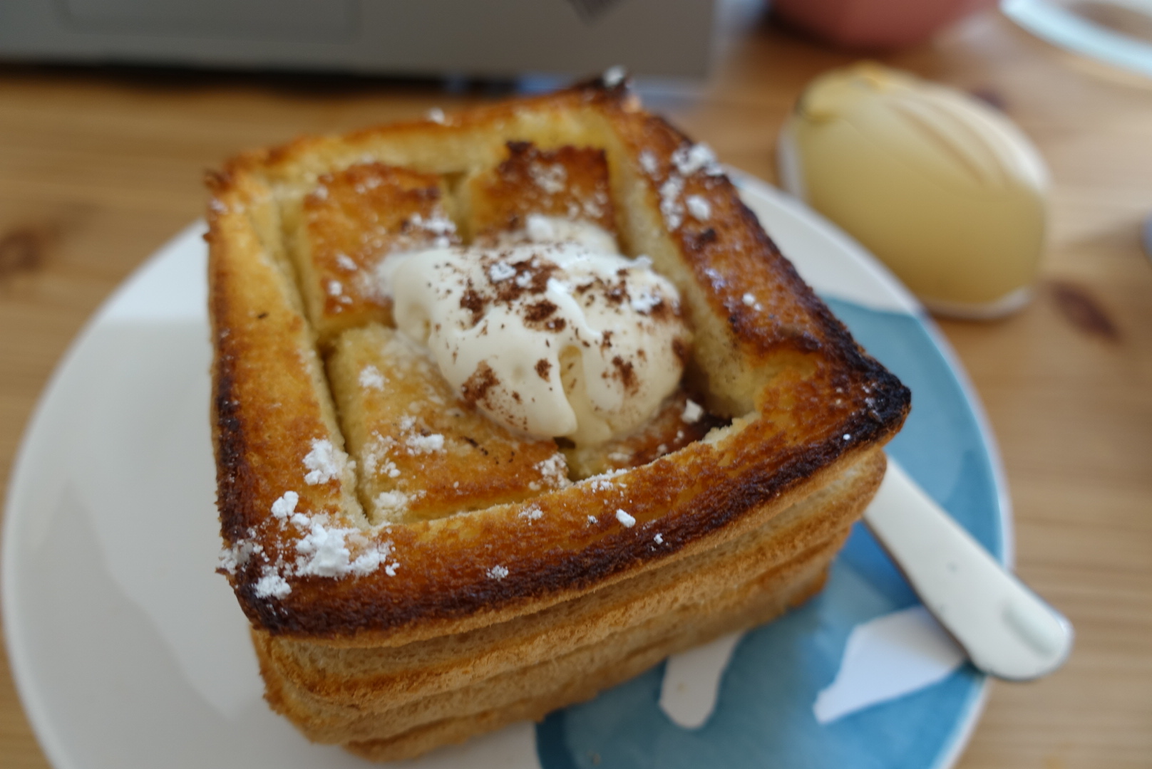 Crispy Honey Butter Toast (蜂蜜黄油吐司)